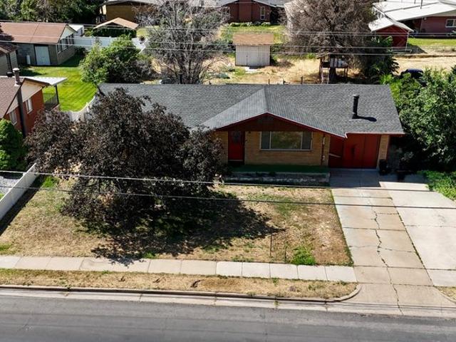 House for sale in Roy, Utah
