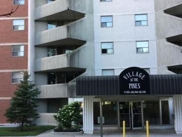 Condo for sale in Arva, Ontario