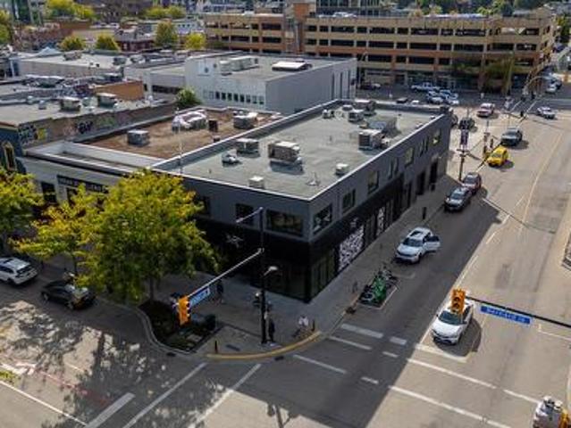 Commercial for rent in Winfield, British Columbia
