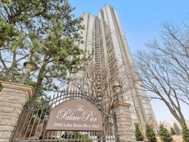 Condo for sale in Woburn, Ontario