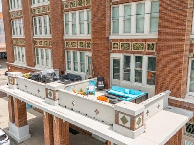 Condo for sale in Galveston, Texas