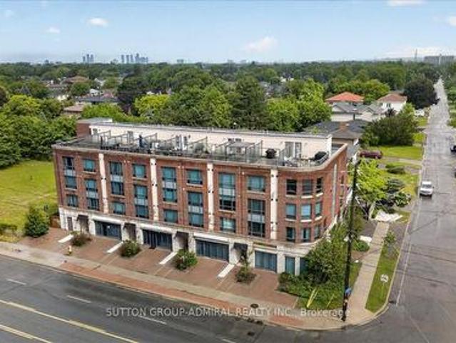 Townhouse for sale in Woburn, Ontario