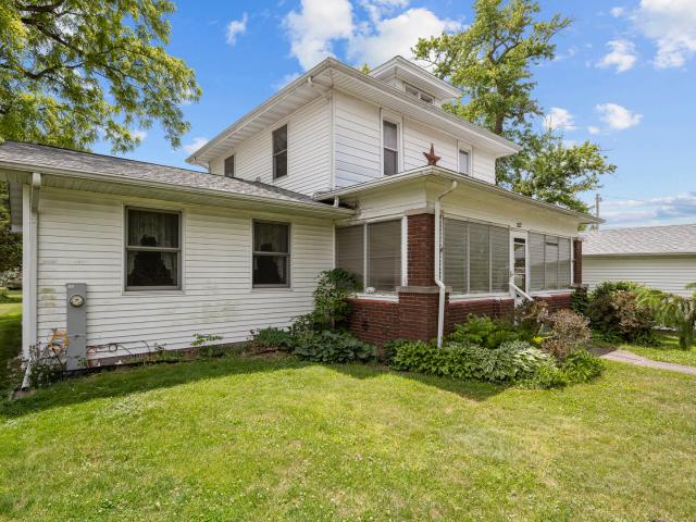 House for sale in Sherrard, Illinois