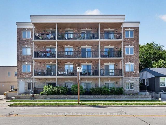 Condo for sale in Oakville, Ontario