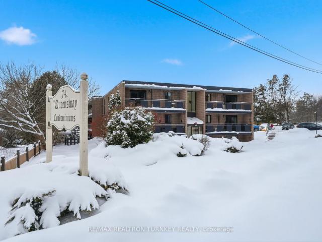 Condo for sale in York, Ontario