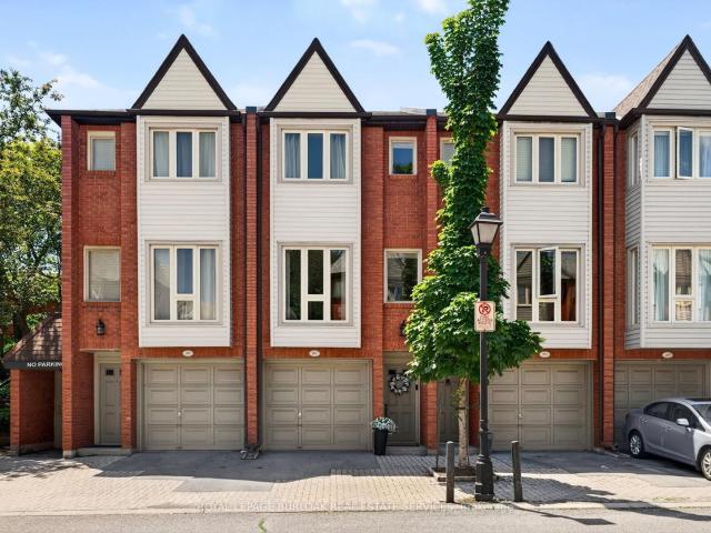 Condo for sale in Burlington, Ontario