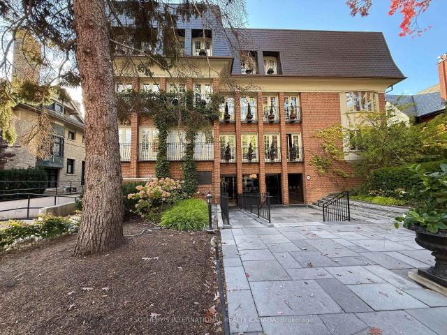 Condo for sale in Woburn, Ontario