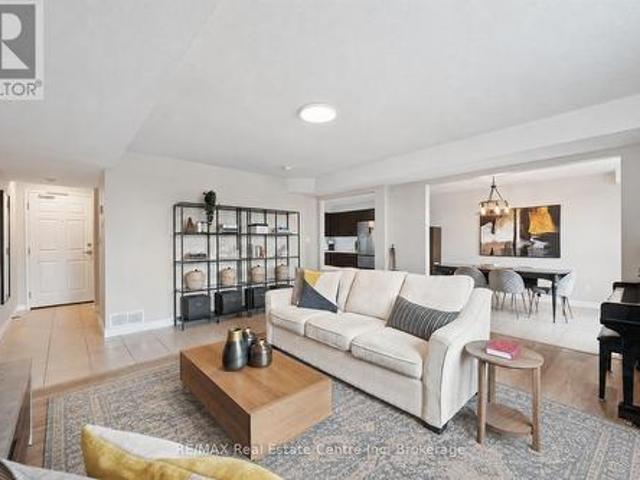 Townhouse for rent in Guelph, Ontario