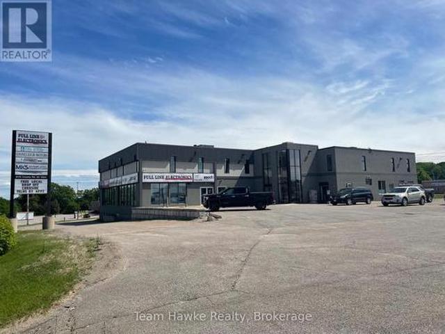 Commercial for rent in Midland, Ontario
