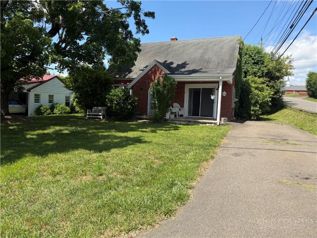 House for sale in Jefferson, North Carolina