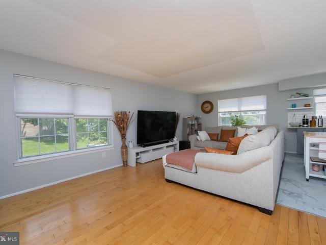 Townhouse for sale in Mount Laurel, New Jersey