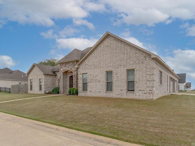 House for sale in Bay, Craighead County