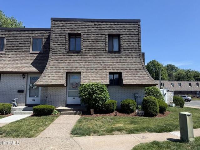 Condo for sale in Hampden, Massachusetts