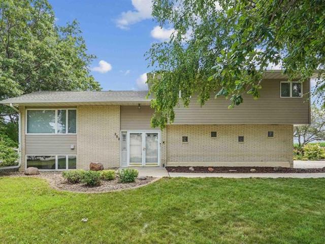 House for sale in Hudson, Iowa