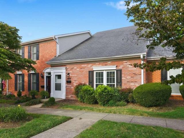 Townhouse for sale in Beverly Hills, Danville