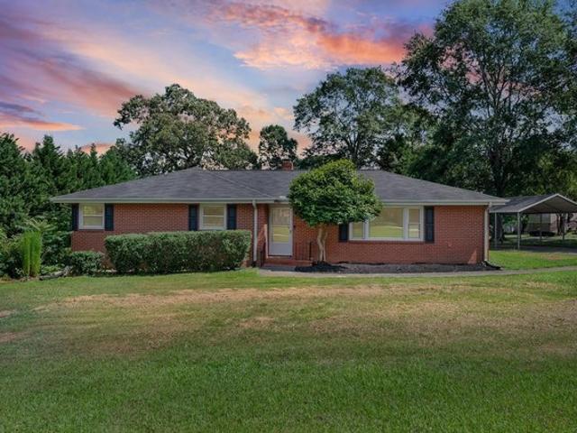House for sale in Mauldin, South Carolina