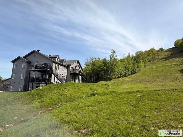 Apartment for rent in Saint-Sauveur, Laurentides