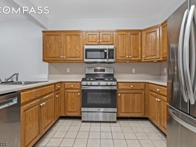 Townhouse for sale in Rockaway, New Jersey