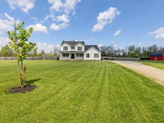 House for sale in Ashley, Ohio