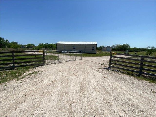House for sale in Orange Grove, Texas