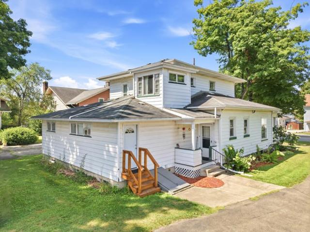 House for sale in Mercer, Pennsylvania