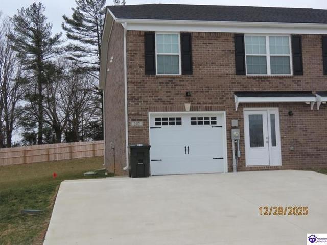 House for sale in Vine Grove, Kentucky