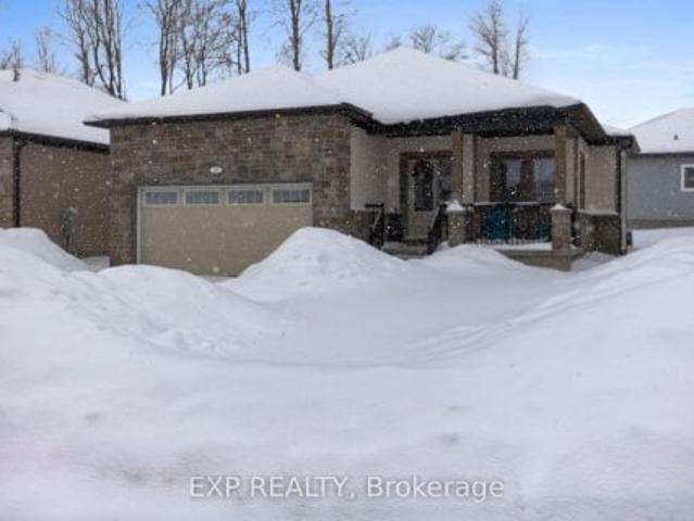 House for sale in Brockville, Ontario
