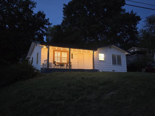 House for sale in Ava, Douglas County