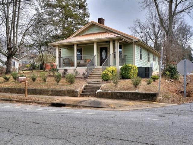 House for sale in Pickens, South Carolina