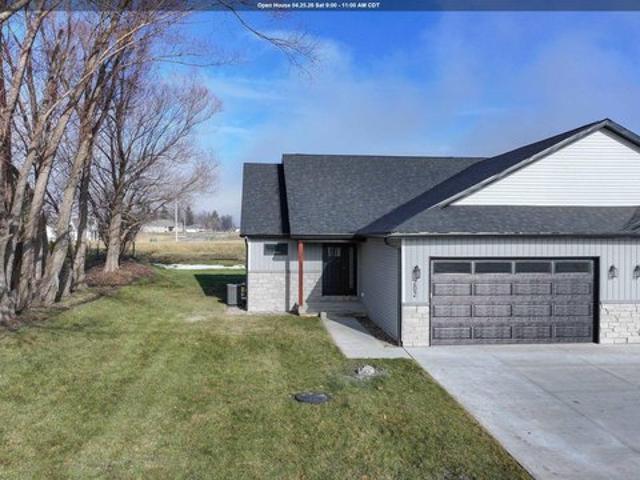 Condo for sale in Conrad, Iowa