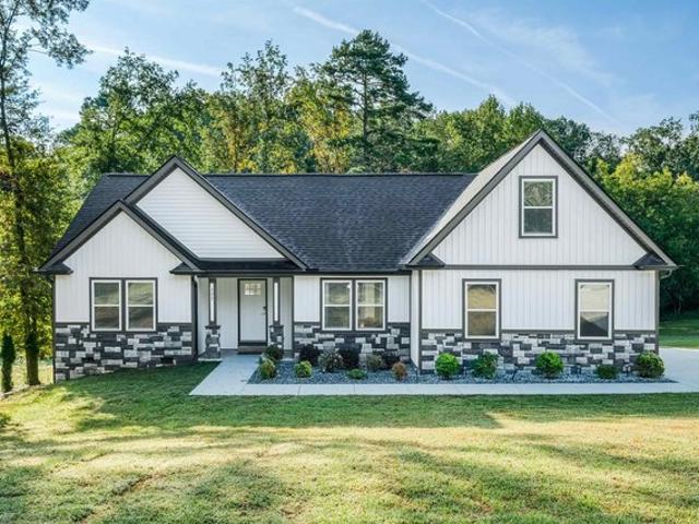 House for sale in Duncan, South Carolina