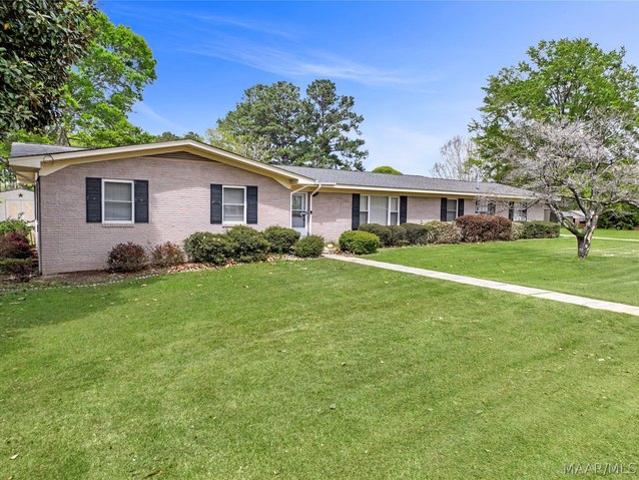 House for sale in Clanton, Alabama