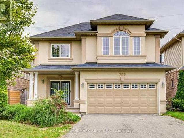 House for sale in Ancaster, Ontario