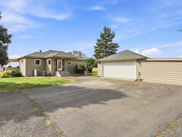 House for sale in Saint John, Whitman County
