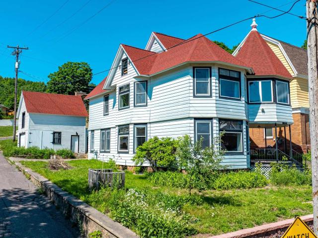 House for sale in Houghton, Michigan