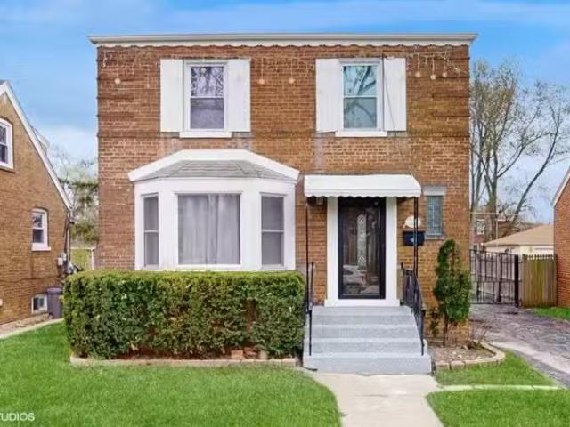 House for sale in Bedford Park