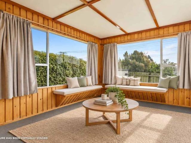 House for rent in Otakou