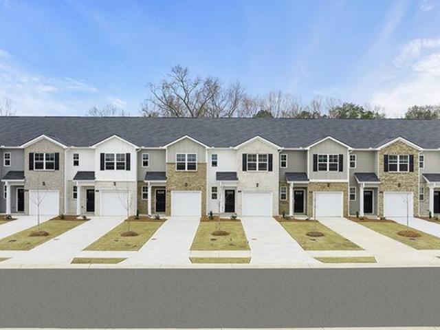 Townhouse for sale in Perry, Georgia