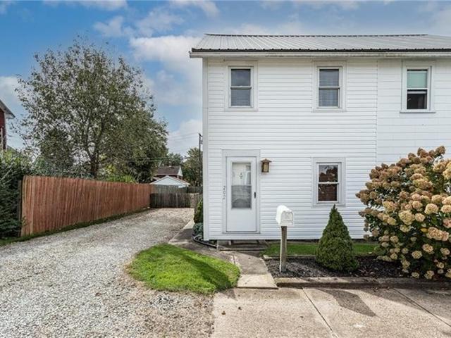 House for sale in Mount Pleasant, Westmoreland County