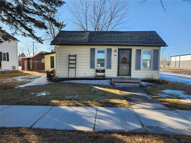 House for sale in Casselton, North Dakota