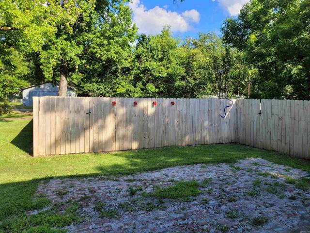 House for sale in Ark