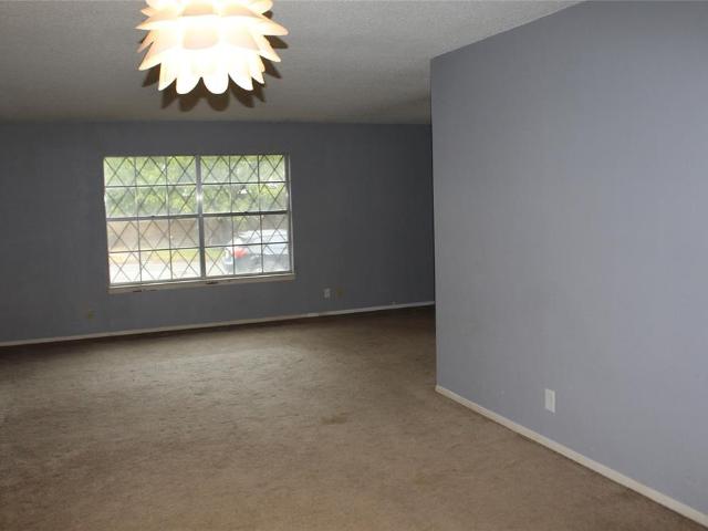 House for sale in Gatesville, Coryell County