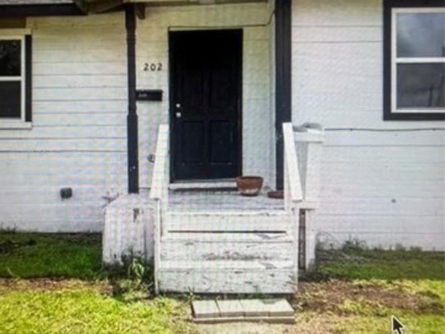 House for sale in Mart, Texas