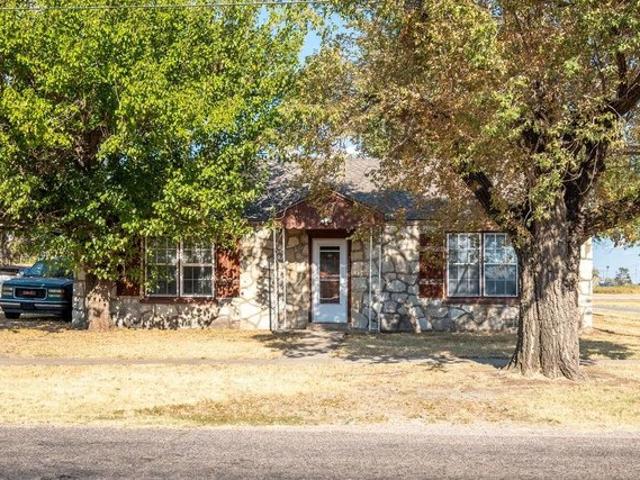 House for sale in Union City, Canadian County