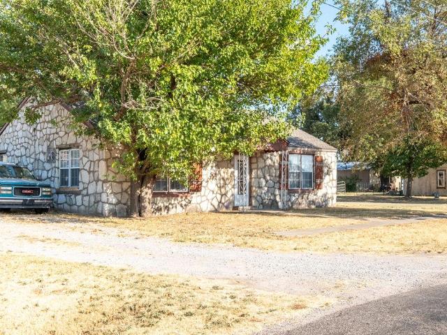 House for sale in Union City, Oklahoma