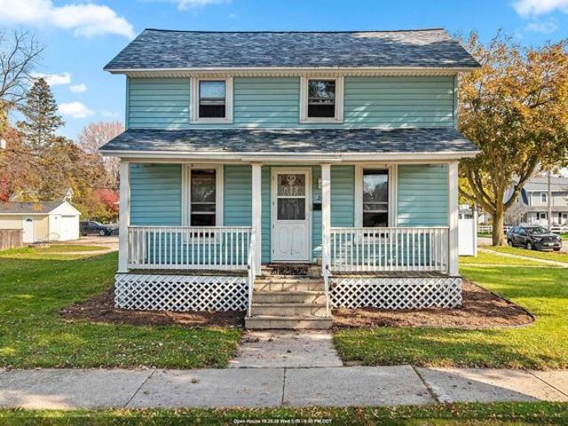 House for sale in De Pere, Brown County