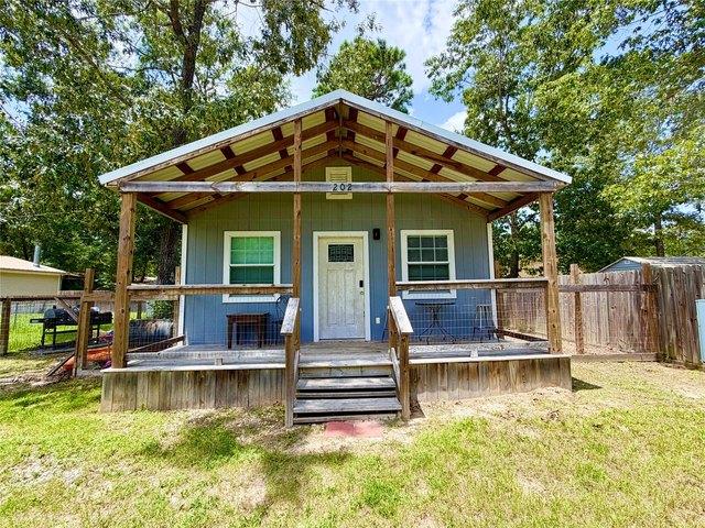 House for sale in Oakhurst, Texas