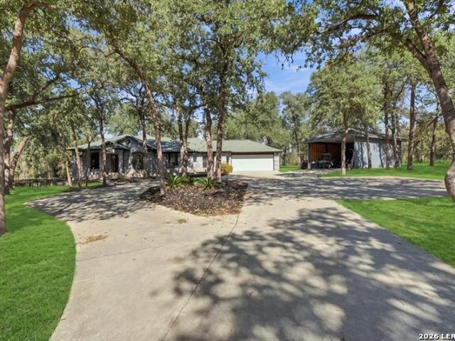 House for sale in La Vernia, Wilson County