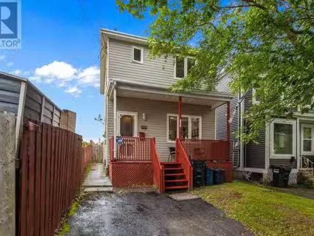 House for sale in Foxtrap, Newfoundland And Labrador