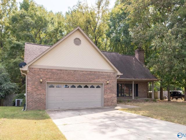 House for sale in Harvest, Alabama